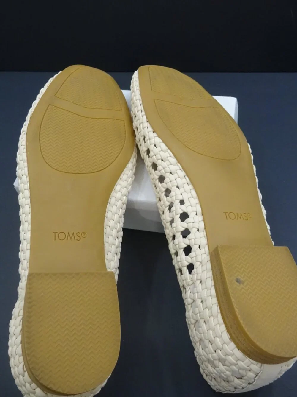 TOMS Ivory Woven Ballet Flats - Size 9.5
